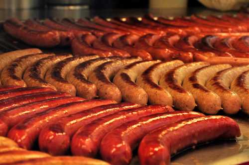 Dutch Oven Brat Bake