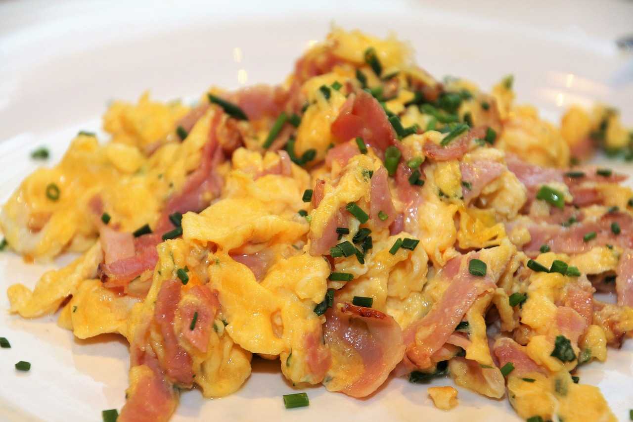 Ham and eggs